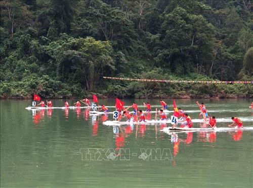 Lễ hội đua mảng trên dòng sông Gâm-Hà Giang