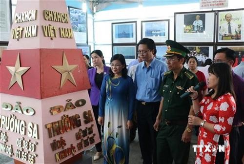 “黄沙长沙归属越南”地图资料展在薄辽省举行