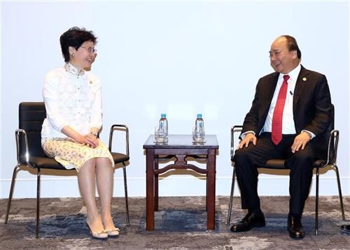 阮春福会见中国香港和新西兰领导人