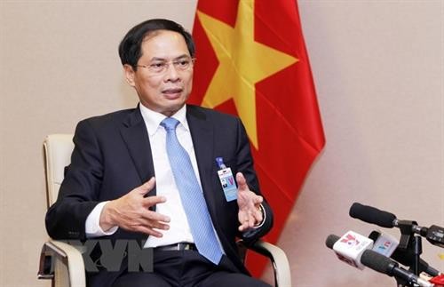 裴青山：越南为促进贸易和投资开放自由化提出许多建议