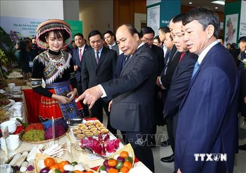 Thủ tướng Nguyễn Xuân Phúc giao Cao Bằng phát triển thương hiệu du lịch miền núi cho Việt Nam