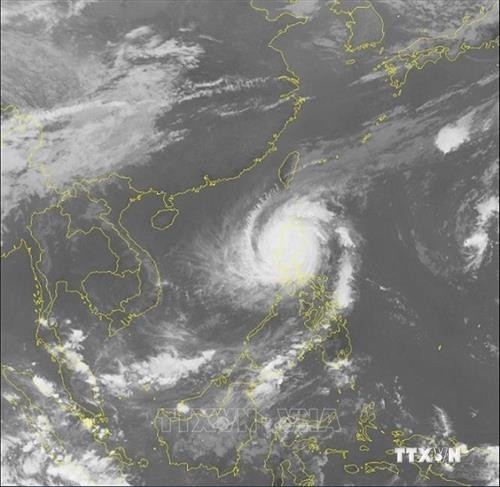 Thời tiết ngày 3/11: Áp thấp nhiệt đới suy yếu từ bão số 7 sẽ suy yếu thành một vùng áp thấp