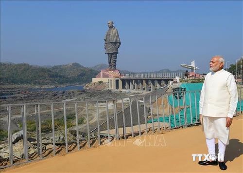 Ấn Độ khánh thành bức tượng lớn nhất thế giới