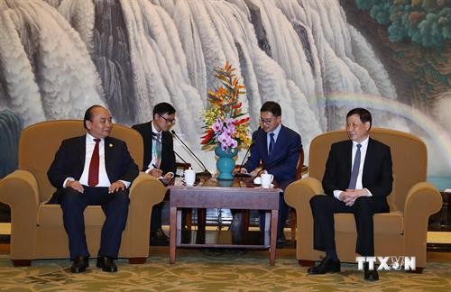 越南政府总理阮春福会见上海市市长