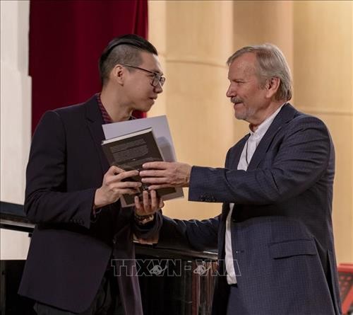 越南大学生在俄罗斯音乐节上获得三等奖