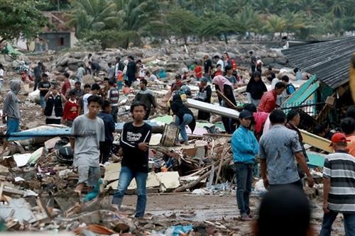 印尼海啸死亡人数升至373人