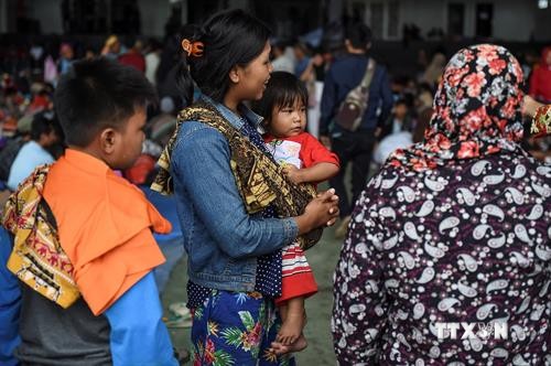 印尼当局因海啸威胁发布居民疏散命令 