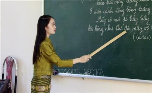 Hiệu quả từ mô hình dạy và học tiếng Việt cho lưu học sinh Lào