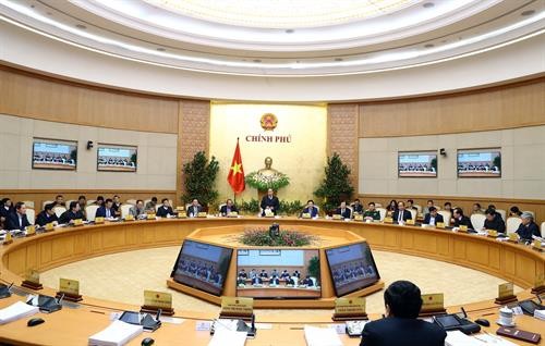 越南政府2018年1月例行会议决议：力争在各行业各领域创造新突破