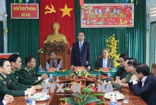 Chủ tịch nước Trần Đại Quang thăm chúc tết tại tỉnh Kon Tum