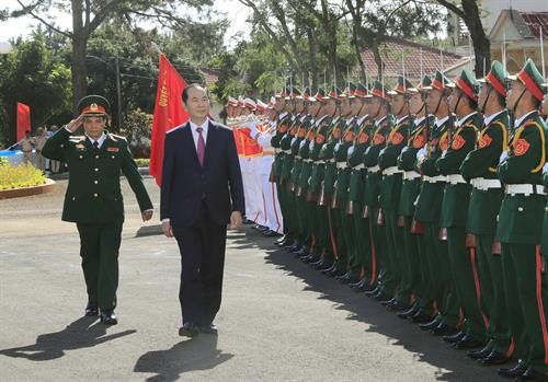 越南国家主席陈大光继续开展新春走基层活动