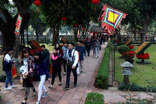 春节七天假期河内市接待游客近37.5万人次 芹苴市接待游客近70万人次
