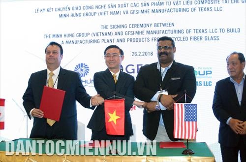 Doanh nghiệp Việt Nam-Hoa Kỳ hợp tác sản xuất sản phẩm từ vật liệu composite tái chế