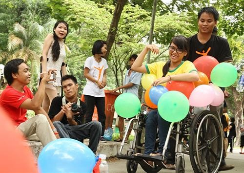 芹苴市启动2018年残疾人融入社会项目