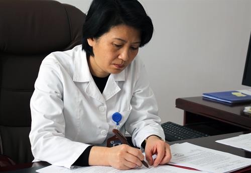 Bác sĩ Cầm Thị Hương tâm huyết với y học cổ truyền