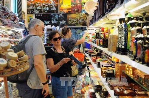 Du lịch mua sắm ở Thành phố Hồ Chí Minh: Tiềm năng còn bỏ ngỏ