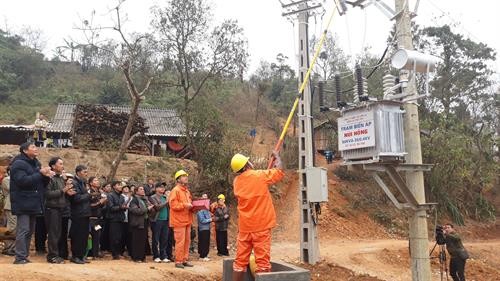 2018年戊戌春节前山罗省4100户家庭能够用上国家电网提供的电力