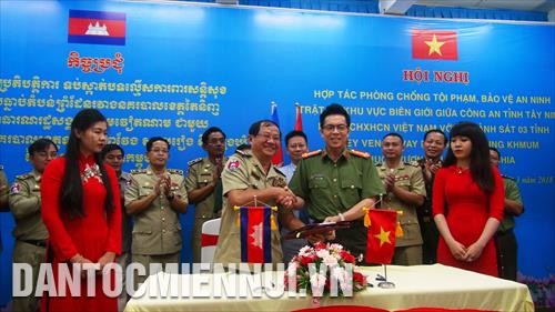Tăng cường hợp tác phòng chống tội phạm ở khu vực biên giới Việt Nam - Campuchia