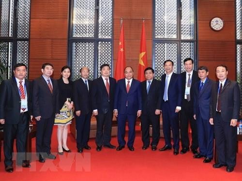 阮春福总理会见出席GMS-6的中国各地方领导