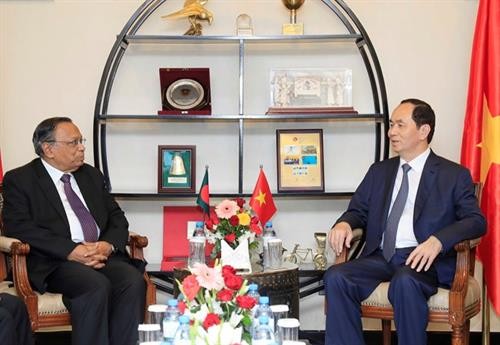 陈大光主席会见孟加拉国外长 走访越南驻孟大使馆