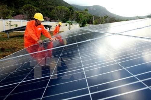 投资额超1.1万亿越盾的太阳能发电项目获得农省批准