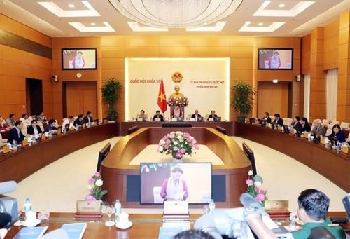 越南国会常务委员会第23次会议在河内召开