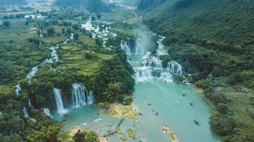 越南高平山水地质公园申报世界地质公园成功