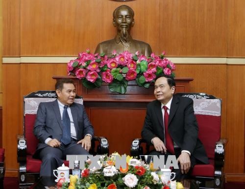 深化越南祖国阵线与老挝建国阵线的关系