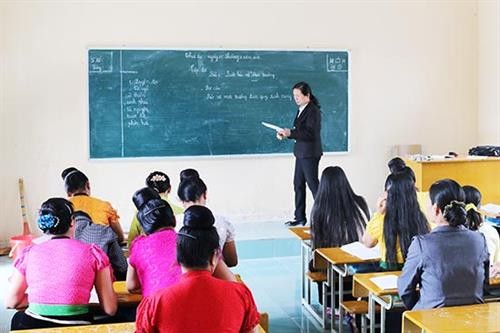 Hiệu quả lớp học xóa mù chữ ở huyện miền núi Quỳnh Nhai