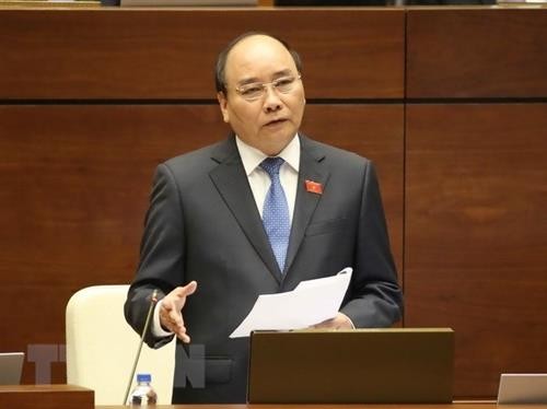 越南政府总理阮春福答复广南省国会代表的质询