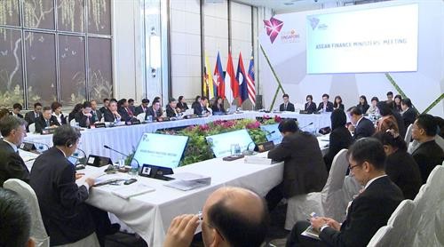 第22届东盟财长会议在新加坡召开