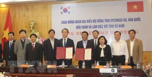 越南河南省与韩国京畿道加强各领域交流合作