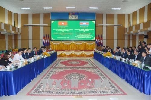 越柬加强边境贸易合作