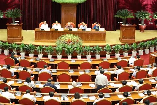 越共十二届七中全会就社会保险制度改革提案进行讨论