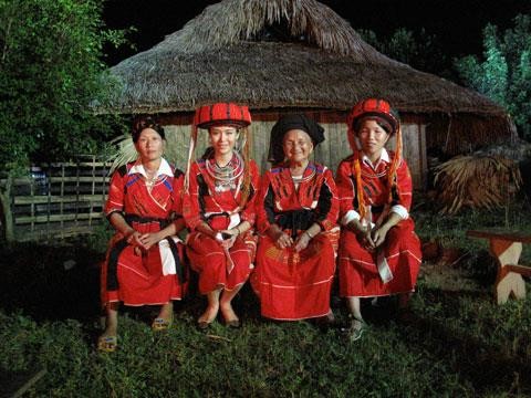 Trang phục dân tộc Cơ Lao