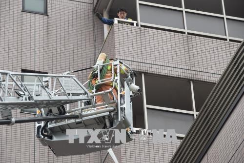 Chùm ảnh phòng cháy chữa cháy tại chung cư cao tầng ở Nhật Bản
