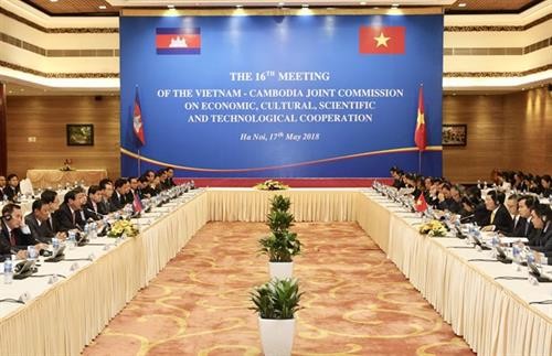 越南与柬埔寨经济文化科技混合委员会第16次会议在河内举行