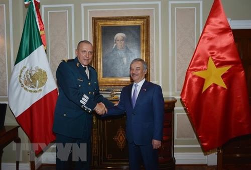 墨西哥国防部长：越南在建国卫国事业中为墨西哥树立了榜样