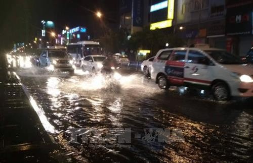 Thành phố Hồ Chí Minh: Thực hiện đồng bộ các giải pháp nhằm chống ngập nước trong mùa mưa
