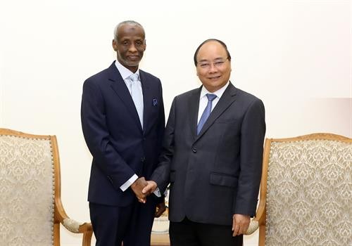 阮春福总理会见来越履新的苏丹驻越大使