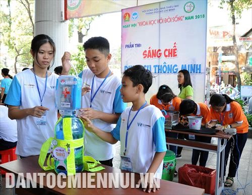 Thành phố Hồ Chí Minh: Khai mạc ngày hội “Khoa học với đời sống” năm 2018