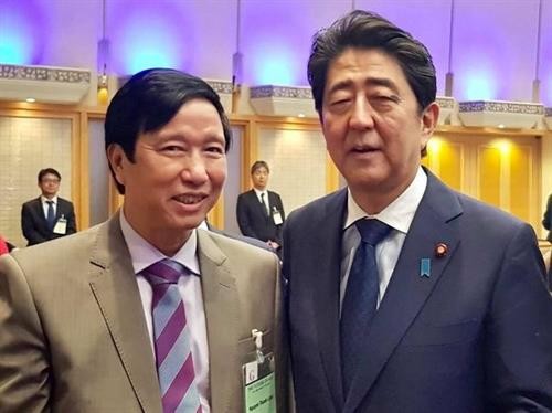 首位越南籍医生获得日本“日经亚洲奖”