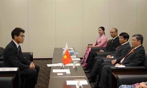 越南国会对外委员会主任阮文酉对日本进行工作访问