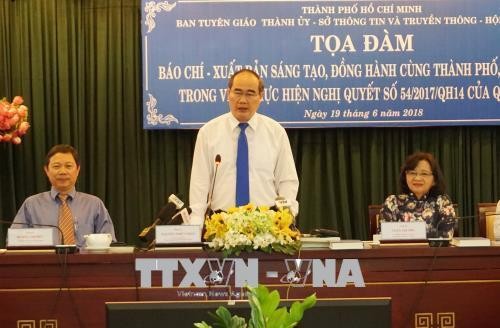 Báo chí góp phần triển khai Nghị quyết về cơ chế đặc thù phát triển Thành phố Hồ Chí Minh