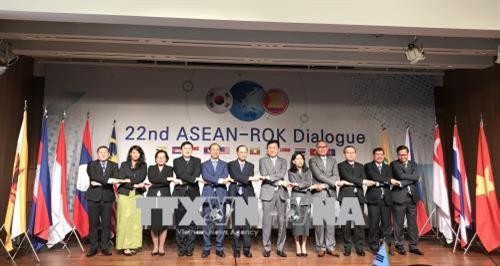 越南出席第22届东盟—韩国对话会