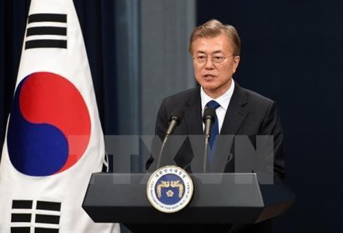 韩国总统高度评价东盟对维护和平与繁荣的作用