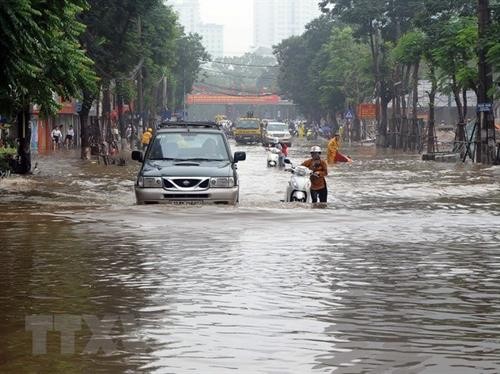 Thời tiết ngày 17/7: Thanh Hóa đến Quảng Bình mưa rất to, nguy cơ cao xảy ngập úng vùng trũng ở Hà Tĩnh