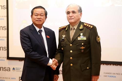 越南促进与阿根廷的立法合作
