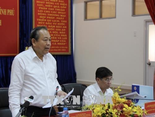 Phó Thủ tướng Thường trực Chính phủ Trương Hòa Bình kiểm tra công tác cải cách hành chính tại Thành phố Hồ Chí Minh