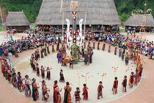 Lễ hội Văn hóa, thể thao các huyện miền núi tỉnh Quảng Nam lần thứ XIX năm 2018